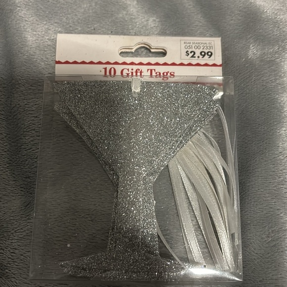 3 ornaments - Picture 2 of 5